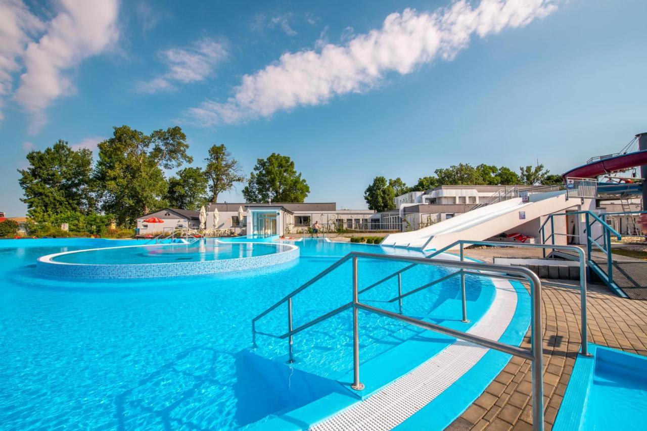 Termaly Male Bielice Hotel Partizanske Exterior photo